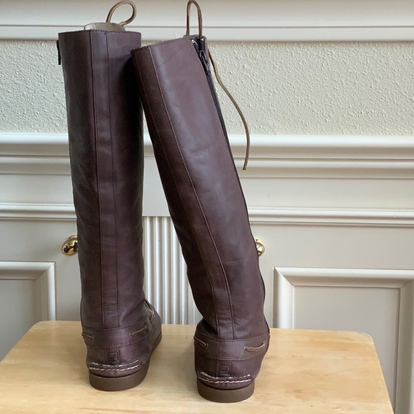 Boots - Picture 3 of 4